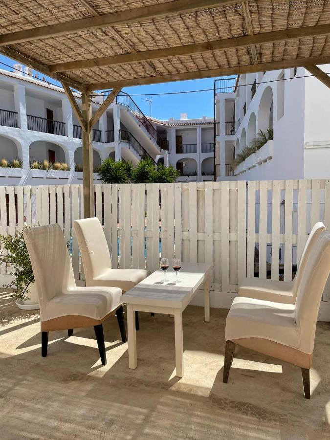 Apartamentos Torres Cardona Cala Llonga  Exterior foto